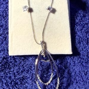 Elegant Silver Necklace and Earring Set